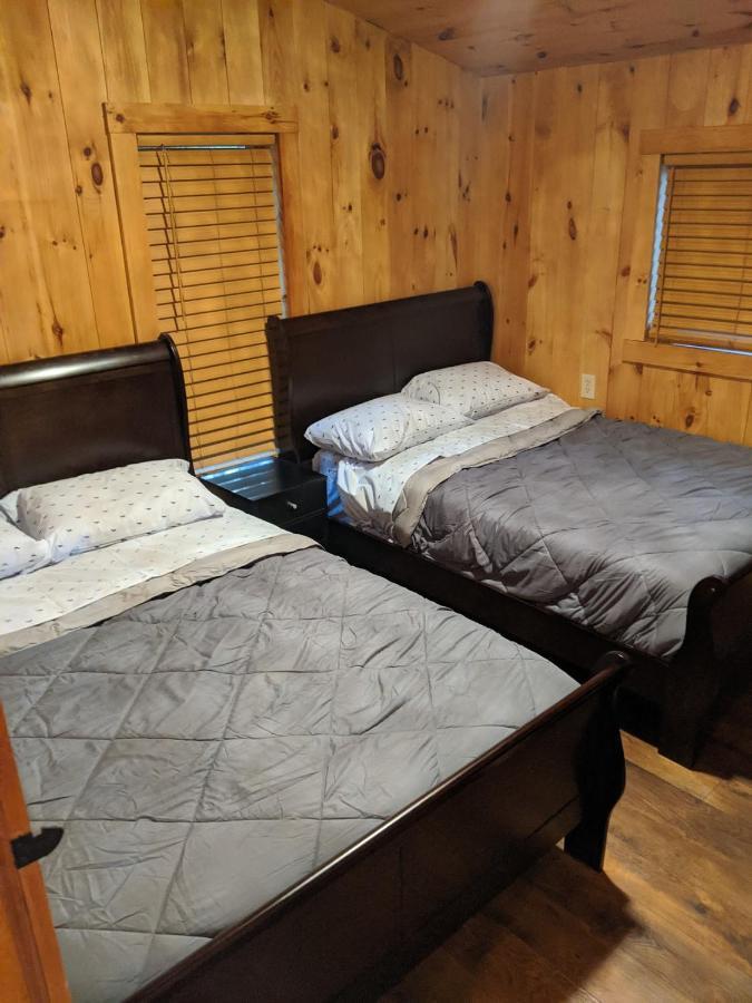 Panoramic Water Views , Cozy House In Henniker ,Nh Villa ภายนอก รูปภาพ